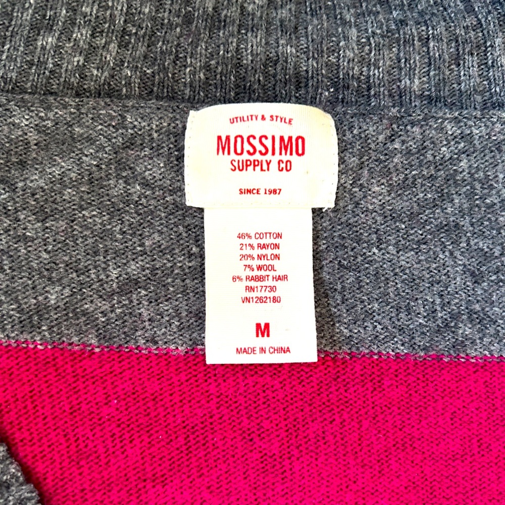 Wide Striped V-Neck Sweater - Size M - Picture 4 of 4